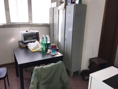 Fondo Artigianale in affitto a Vinci