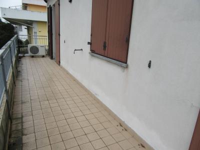 Fondo Commerciale in affitto a Forlì