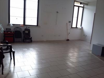 Fondo Commerciale in affitto a Montaione