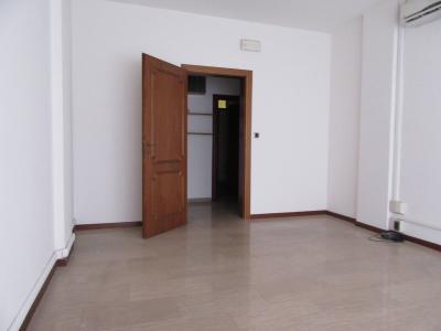Ufficio in affitto a Forlì