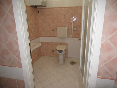 Negozio in affitto a Forlì