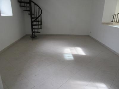 Negozio in affitto a Forlì