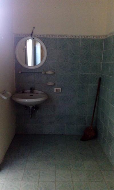 Fondo Artigianale in affitto a Meldola