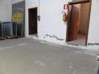 Magazzino in affitto a Forlì