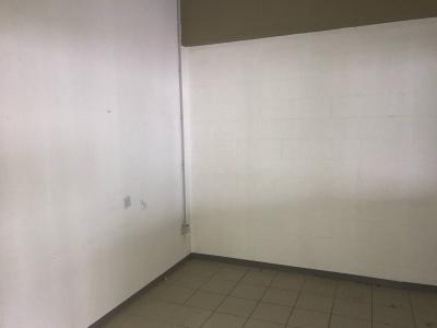 Laboratorio Artigianale in affitto a Capraia e Limite