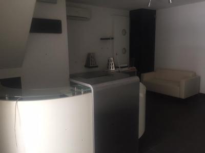 Fondo Artigianale in affitto a Fucecchio