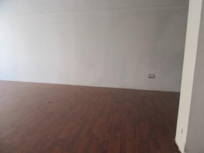 Fondo Commerciale in affitto a Forlimpopoli