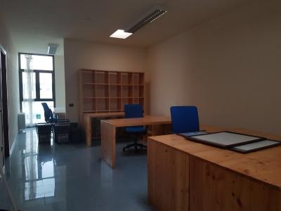 Ufficio in affitto a Cerreto Guidi