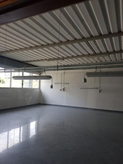 Fondo Artigianale in affitto a Empoli