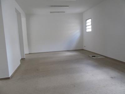 Fondo Commerciale in affitto a Forlì