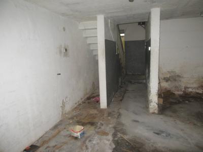 Fondo Commerciale in affitto a Forlì