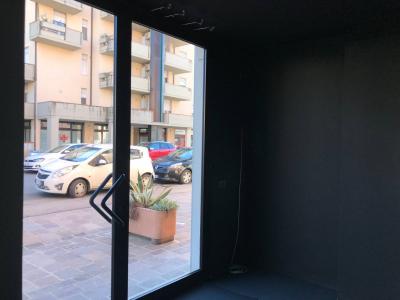 Fondo Commerciale in affitto a Empoli