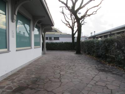 Fondo Commerciale in affitto a Forlì