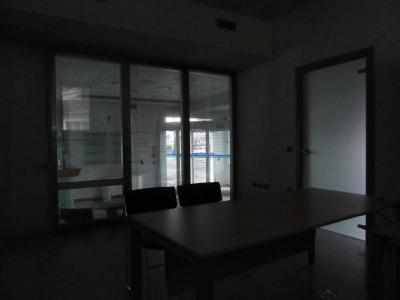 Fondo Commerciale in affitto a Forlì