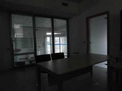 Fondo Commerciale in affitto a Forlì