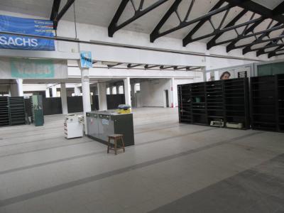 Fondo Commerciale in affitto a Forlì