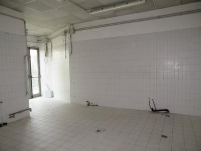 Fondo Commerciale in affitto a Forlì