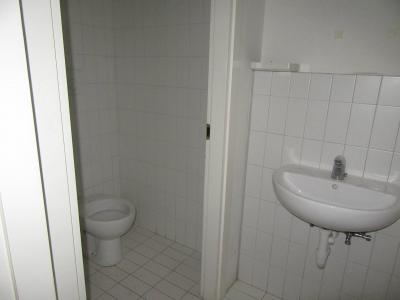 Fondo Commerciale in affitto a Forlì