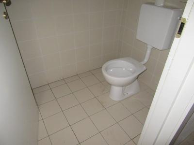 Fondo Commerciale in affitto a Forlì