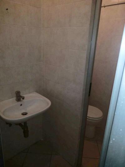 Fondo Commerciale in affitto a Castelfiorentino