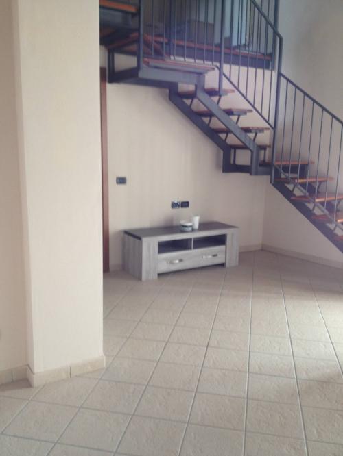 Appartamento in affitto a Mesenzana