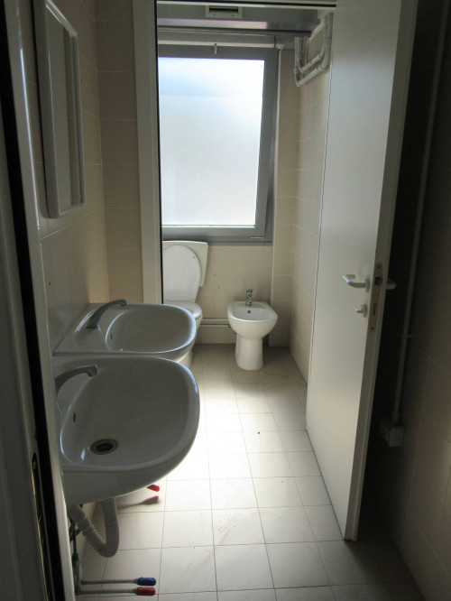 Fondo Commerciale in affitto a Forlì