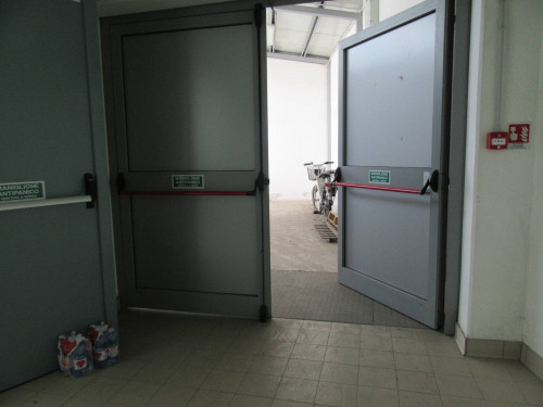 Fondo Commerciale in affitto a Forlì