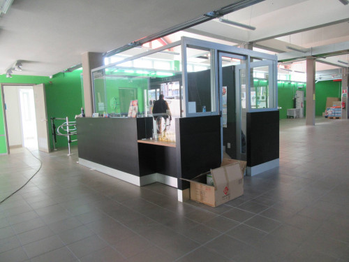 Fondo Commerciale in affitto a Forlì