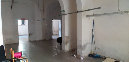 Fondo Artigianale in affitto a Empoli