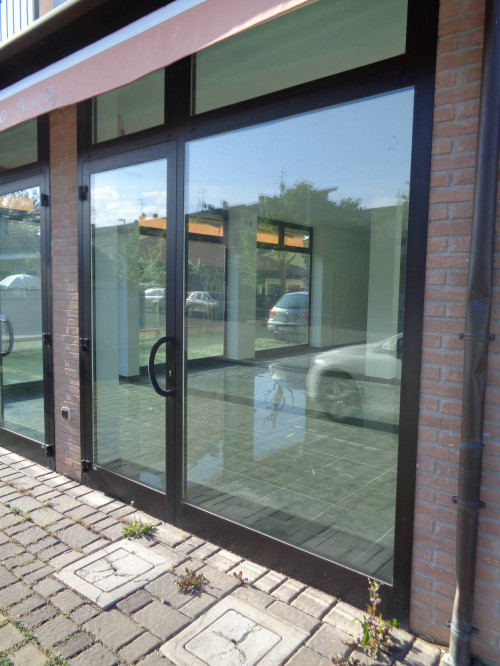 Negozio in affitto a Longiano