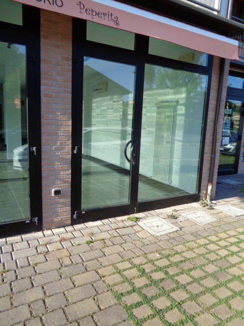 Negozio in affitto a Longiano