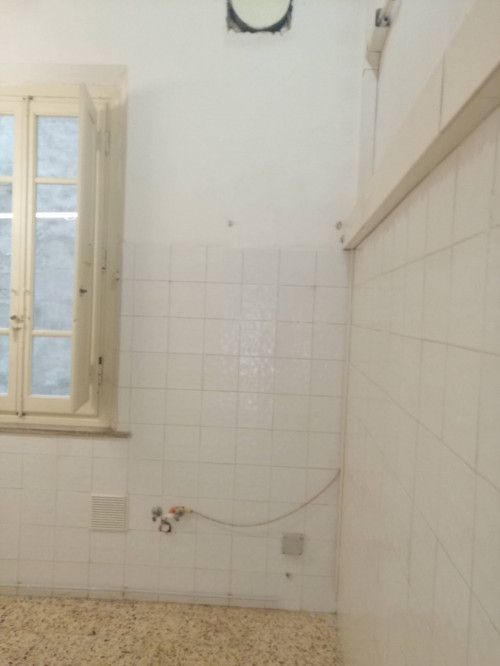 Fondo Commerciale in affitto a Empoli