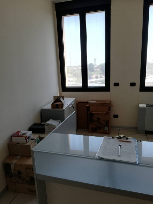 Fondo Commerciale in affitto a Forlì