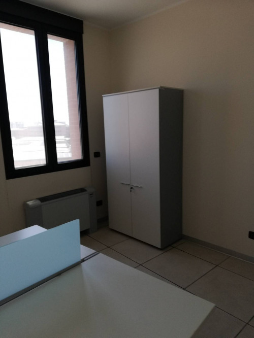 Fondo Commerciale in affitto a Forlì