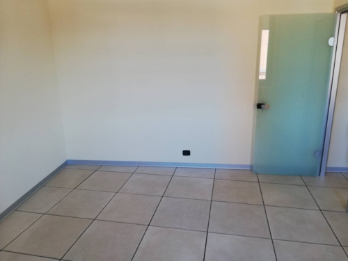 Fondo Commerciale in affitto a Forlì