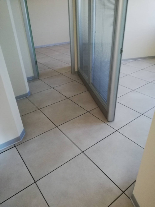 Fondo Commerciale in affitto a Forlì