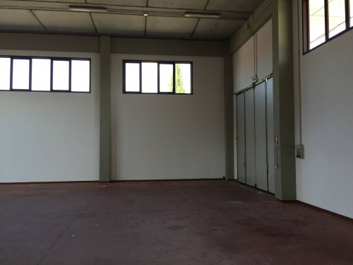 Fondo Artigianale in affitto a San Miniato