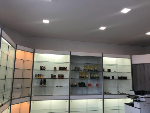 Fondo Commerciale in affitto a Empoli