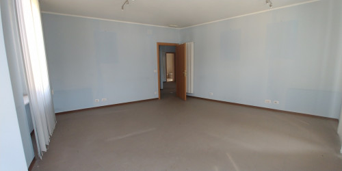 Ufficio in affitto a Chivasso