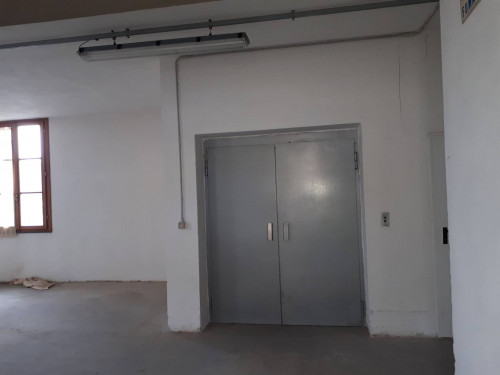 Capannone in affitto a Santa Croce sull'Arno