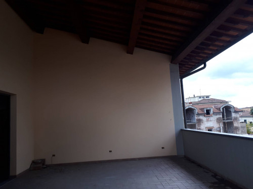 Loft in affitto a Santa Croce sull'Arno