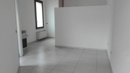 Negozio in affitto a Cesena