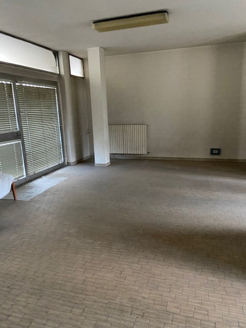 Fondo Commerciale in affitto a Empoli