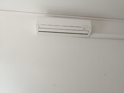 Fondo Commerciale in affitto a Capraia e Limite