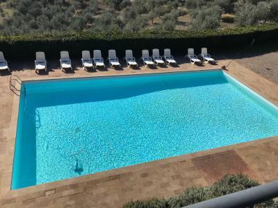 Residence in affitto a Capraia e Limite