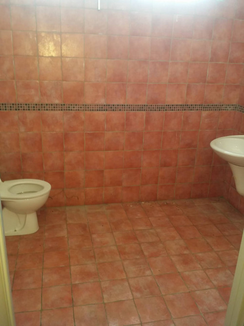 Fondo Commerciale in affitto a Cerreto Guidi