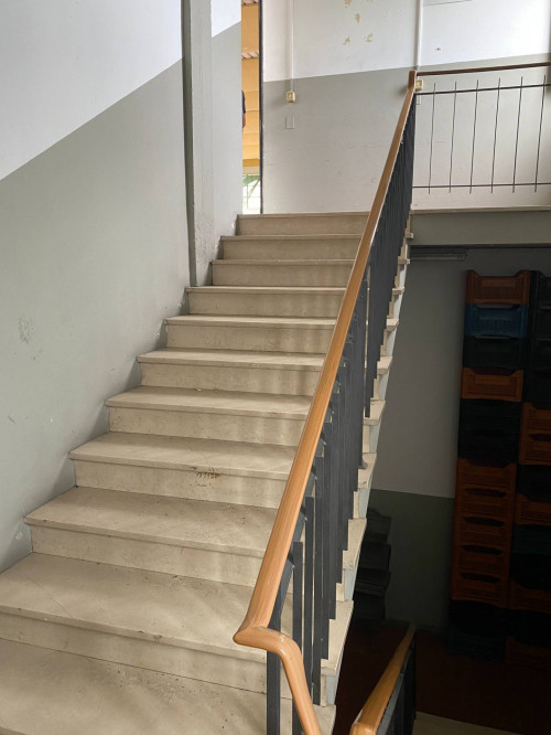 Fondo Commerciale in affitto a Cerreto Guidi