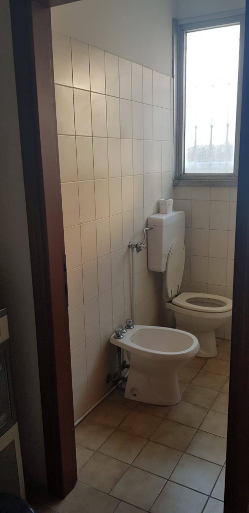 Fondo Artigianale in affitto a Empoli