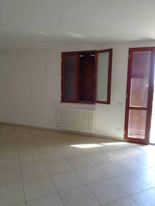 Appartamento in affitto a Roncofreddo