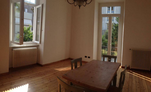 Appartamento in affitto a Luino